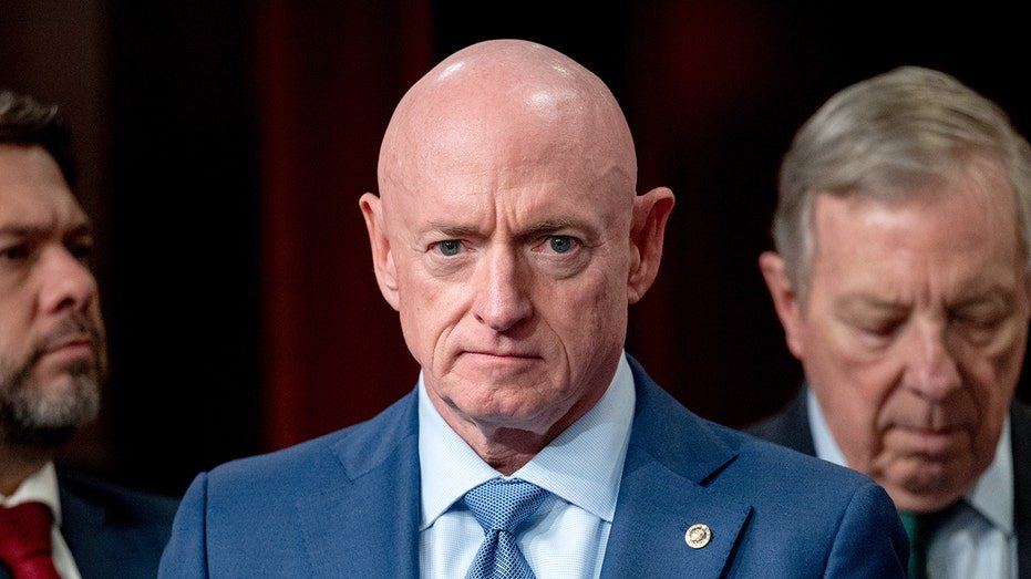 Senator Mark Kelly warns far-left policies could cost Democrats seats