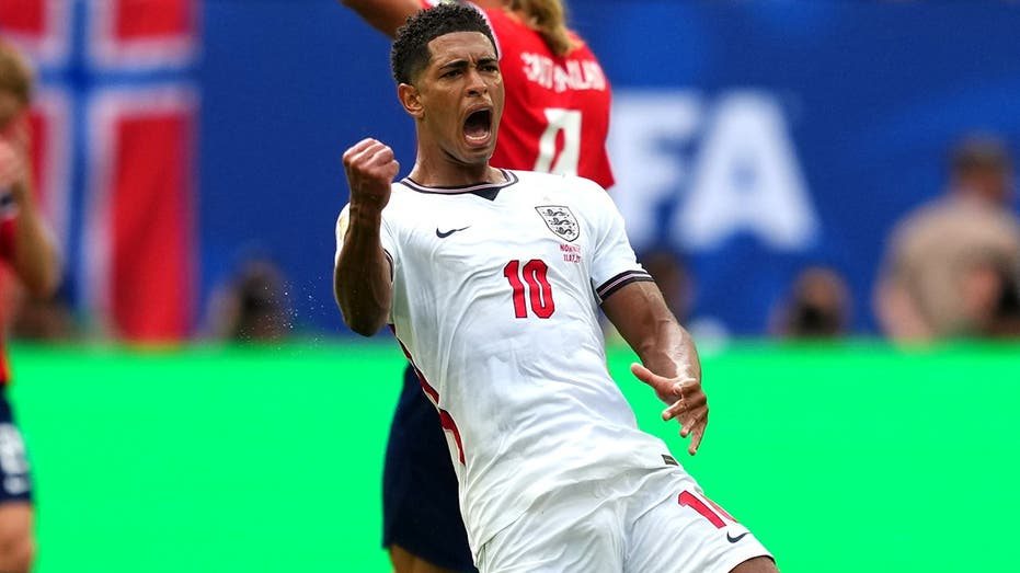 Jude Bellingham Leads England to World Cup Semifinals with Two Goals Against Norway
