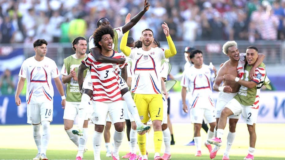 1994 US World Cup veteran sees soccer growth opportunity if current team advances