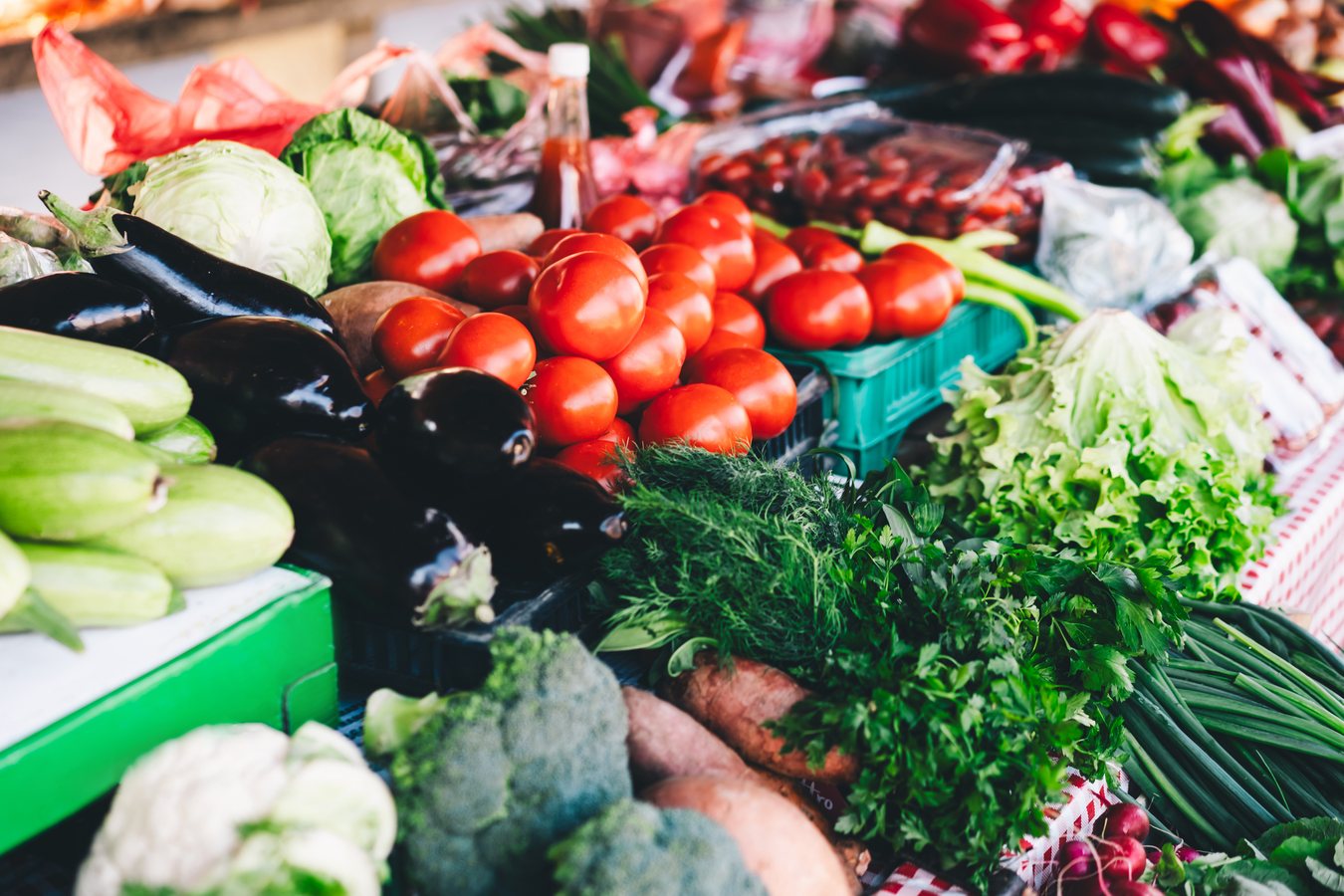 Is Farmers' Market Produce Safer Amid Cyclospora Outbreak? Experts Offer Guidance