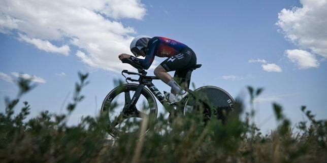 Reusser dominates Tour de France Femmes time trial as Ferrand-Prévot loses time