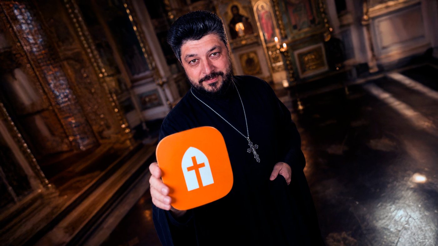 Ukrainian Orthodox Priest Launches New Christian Social Network D.O.M.
