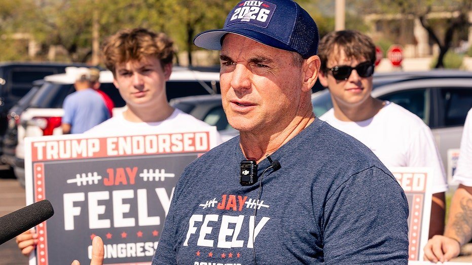 Ex-NFL Kicker Jay Feely Wins Trump-Backed GOP Primary in Arizona Battleground District