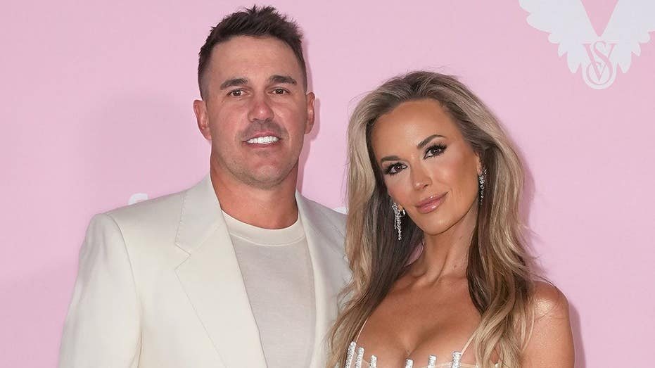 Jena Sims' Golf Swing Needs Work, But Michigan Golf Trip Delivers
