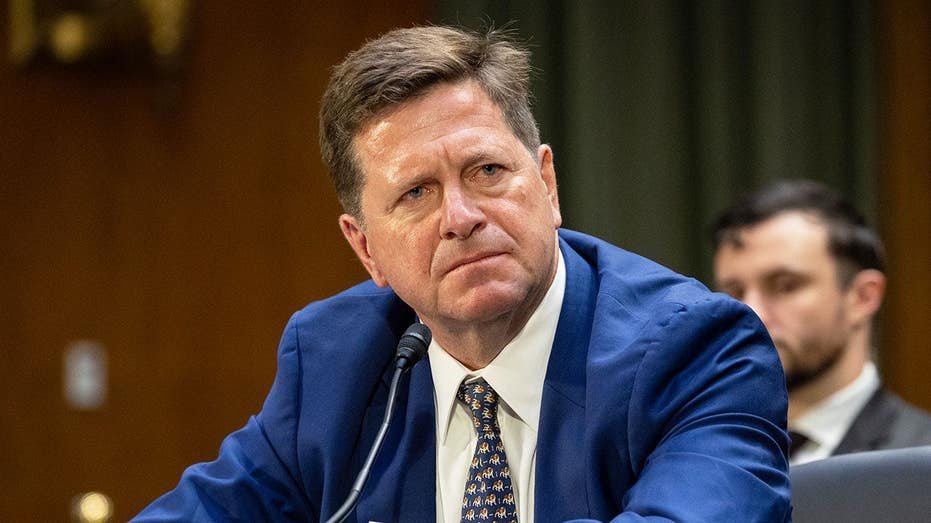 Senate Advances Trump DNI Nominee Jay Clayton as Anti-Terror Program Nears Expiration