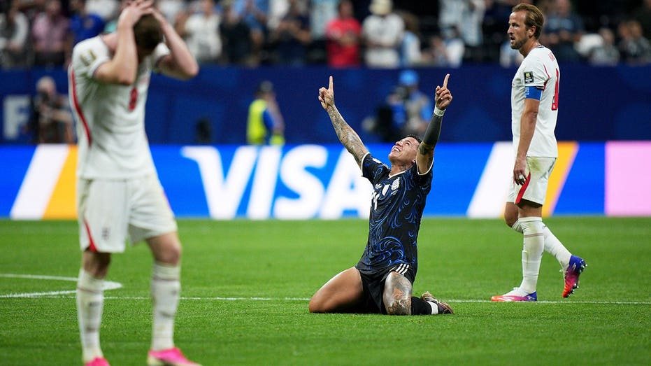 Argentina rallies past England to reach World Cup final against Spain